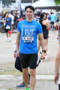 BIB: 8500
                            <button type="button" onclick="openModal(4725728)" class="btn btn-primary btn-sm float-right btn-popup" data-toggle="modal" data-target=".modal-high-quality">
                        <i class="fas fa-shopping-cart"></i> Add to Cart
                    </button>
                                            <button type="button" onclick="isThisMe(4725728, true)" class="btn btn-success btn-sm float-right btn-popup btn-isme hidden" data-toggle="tooltip" data-placement="bottom" title="นี่คือรูปของคุณใช่ไหม คลิกที่นี่เพื่อเอาเข้าอัลบั้ม">
                        <i class="fas fa-plus"></i> Add to album
                    </button>
                    <button type="button" onclick="isThisMe(4725728, false)" class="btn btn-warning btn-sm float-right btn-popup btn-isnotme hidden">
                        <i class="fas fa-ban"></i> Remove from album
                    </button>